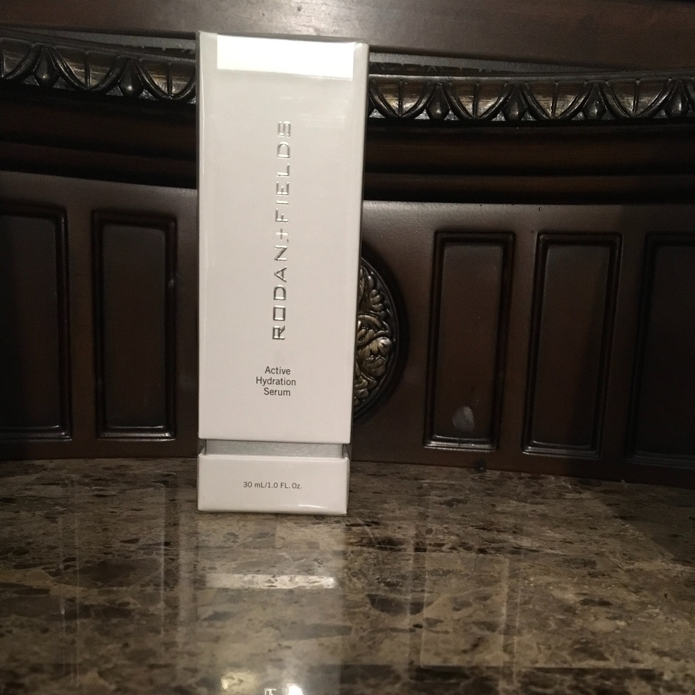 Rodan + Fields Active Hydration Serum